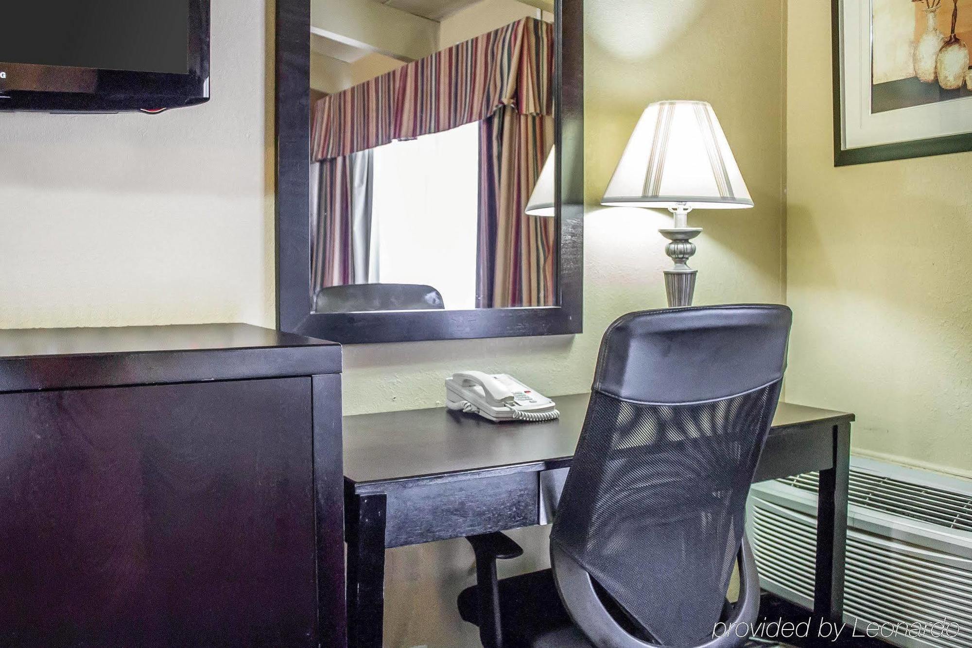 Lodge Econo Summit - Scranton *